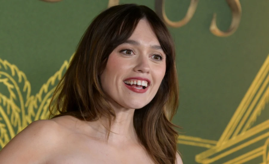 Famous People With Crooked Teeth